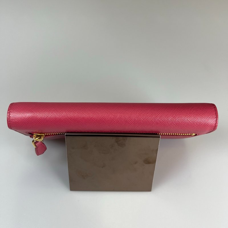 PRADA  粉色掀蓋釦式長夾-5