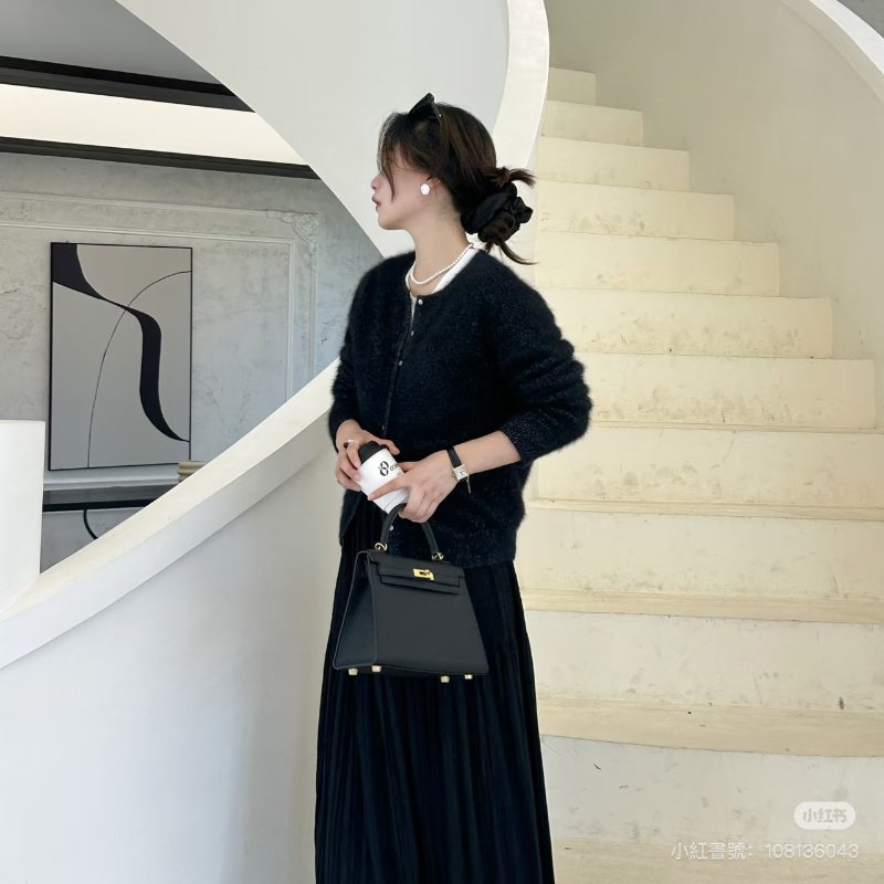 Hermes Kelly28 黑金 Epsom皮 99新-1