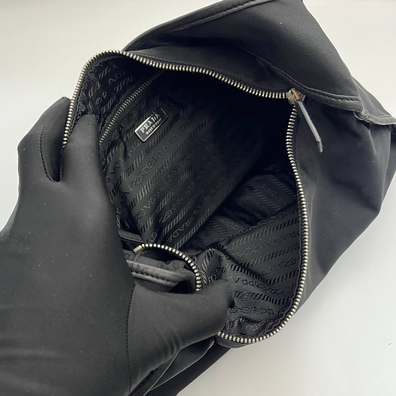 🏷Prada HOBO-14