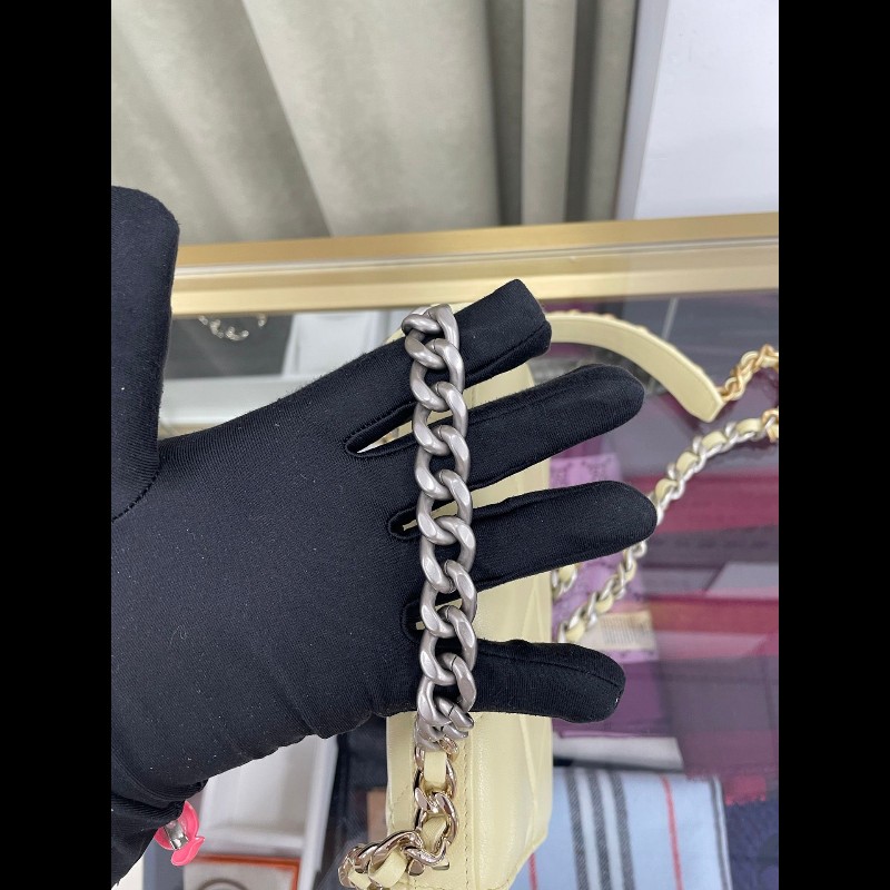 Chanel 19bag wallet on chain-13