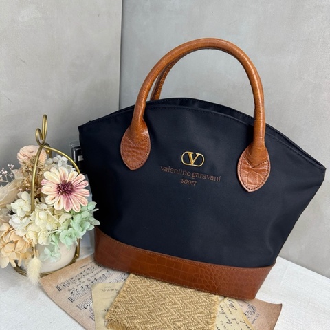 【赫蒂國際精品】Valentino 范倫鐵諾 復古手提袋 vintage