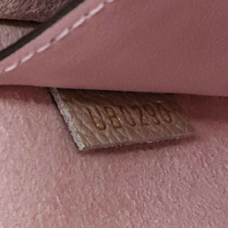 灰褐色 牛皮 Pochette MyLockMe MINI 肩背包【LOUIS VUITTON LV 路易威登】 M69204-5