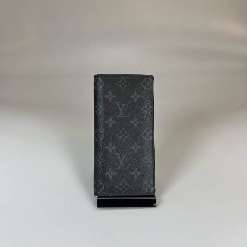 LV M61697  黑老花對開長夾-1