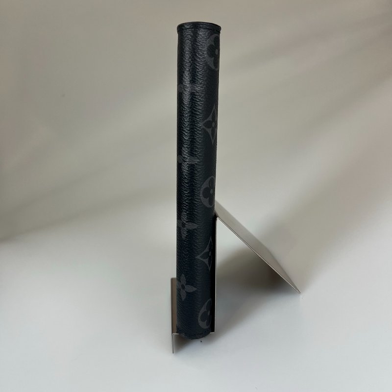 LV M61697  黑老花對開長夾-2