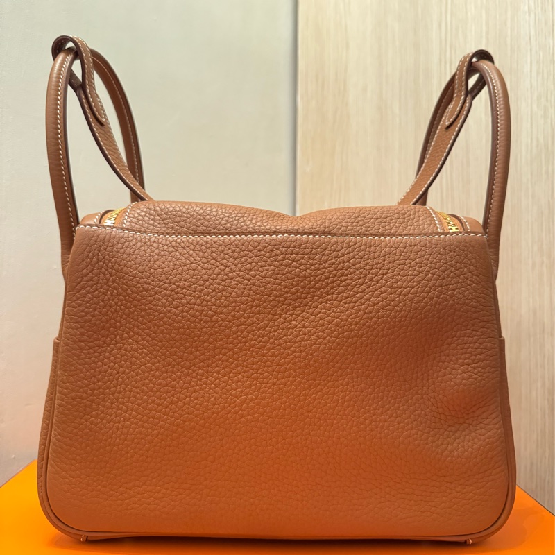 (Full set, like new) Hermès Lindy 26 Bag in taurillon Clemence leather in Gold colour  (Stamp K)-3