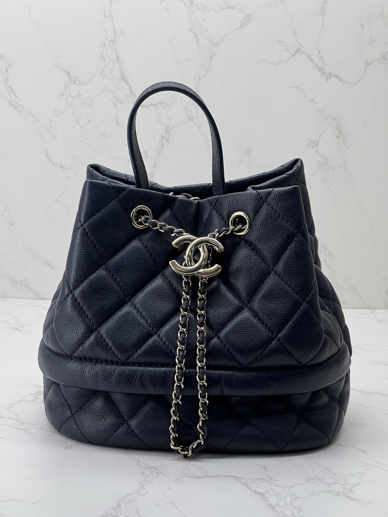 香緹國際精品 CHANEL 抽繩 水桶包 保卡款 28開 983-0