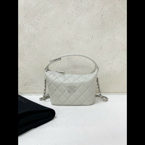 chanel25B
