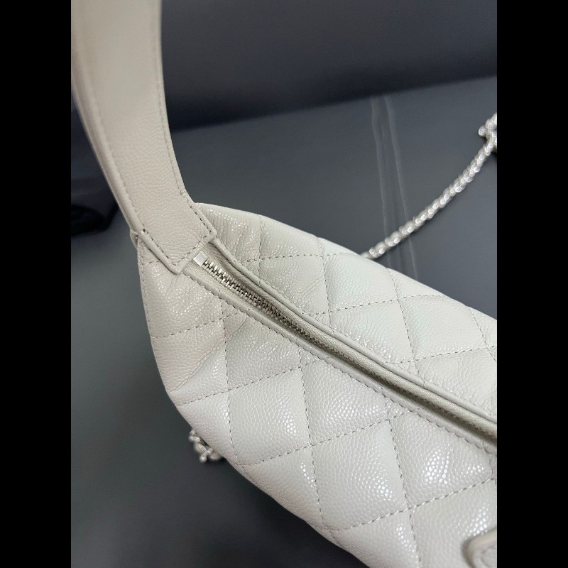 chanel25B-21