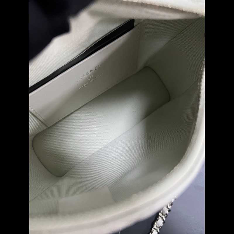 chanel25B-23
