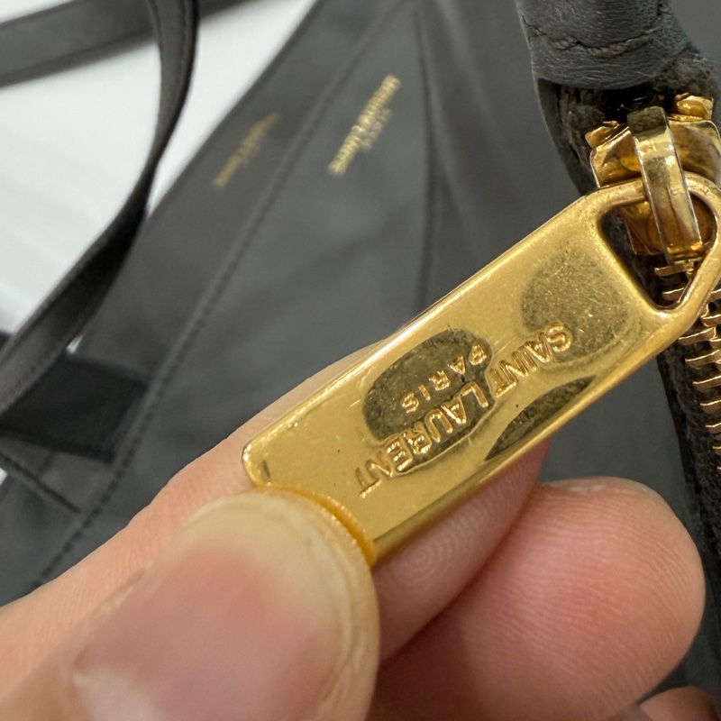 YSL Yves Saint Laurent 聖羅蘭 灰色 子母包 購物袋 托特包 購物包 登機袋 肩背包 側背包-38