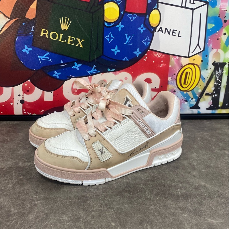 LV 路易威登  trainer系列  粉白色配色 低幫板鞋 36碼 96新-3