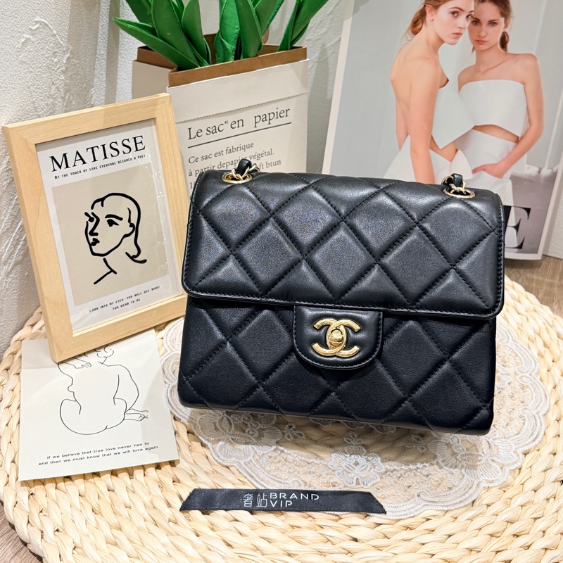 Chanel Mini Square Flap Bag 方胖子（98%New附塵袋、盒、卡、貼）-0