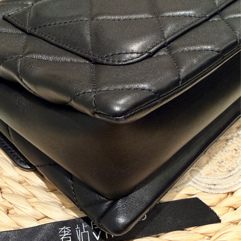 Chanel Mini Square Flap Bag 方胖子（98%New附塵袋、盒、卡、貼）-12