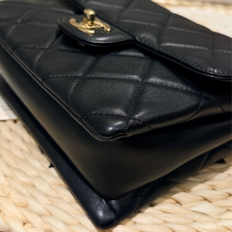 Chanel Mini Square Flap Bag 方胖子（98%New附塵袋、盒、卡、貼）-14