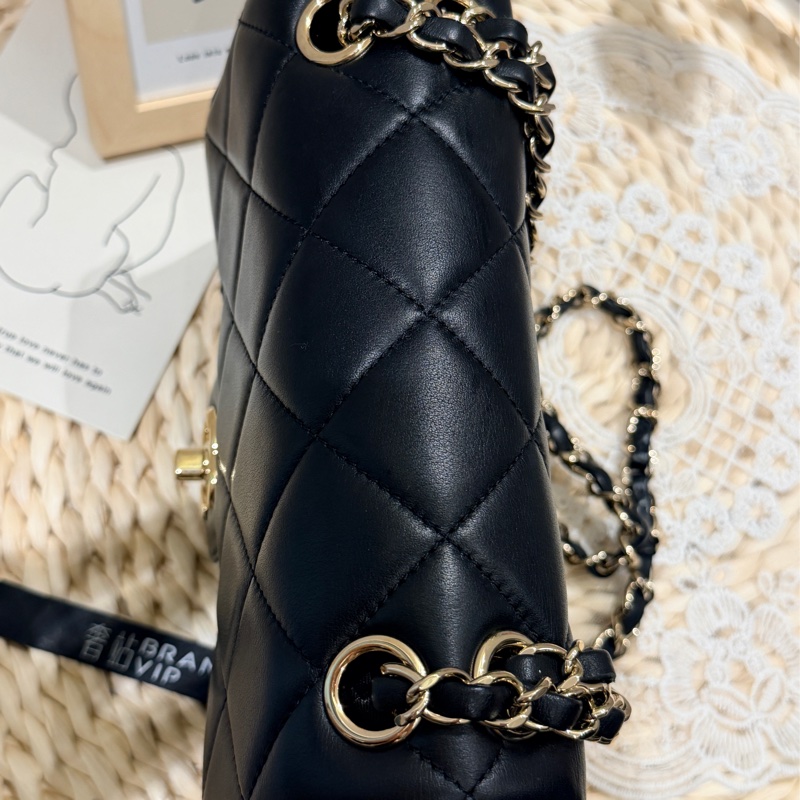 Chanel Mini Square Flap Bag 方胖子（98%New附塵袋、盒、卡、貼）-15