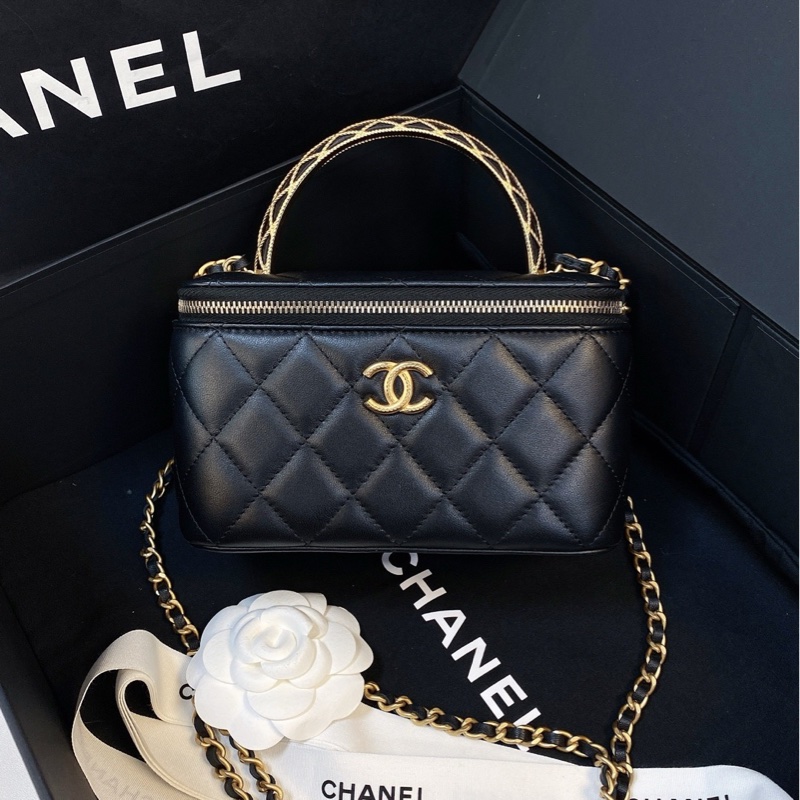 98新✨Chanel /香奈兒黑金菱格盒子包 黑色羊皮+金色鏈條 藤條編織手柄-0