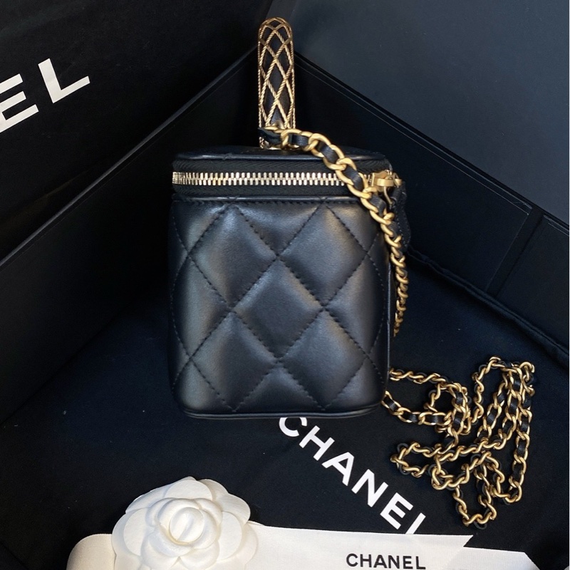 98新✨Chanel /香奈兒黑金菱格盒子包 黑色羊皮+金色鏈條 藤條編織手柄-3