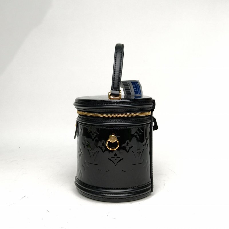 LOUIS VUITTON CANNES圓桶包黑色漆皮2019肩背包-1
