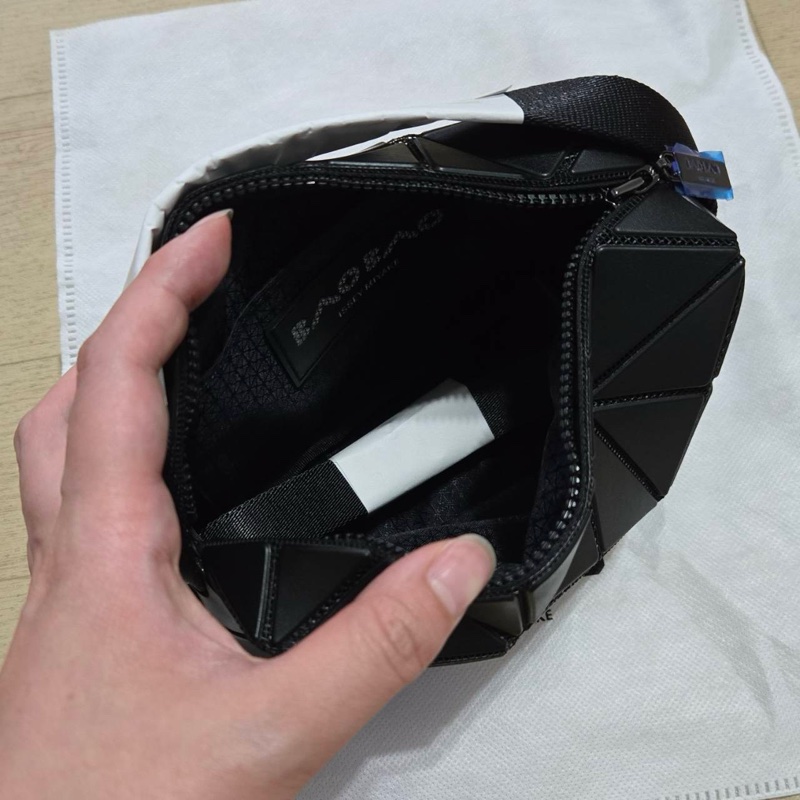 Issey Miyake 三宅一生 BaoBao 小號 邱比特包 霧黑色 稀有款-3