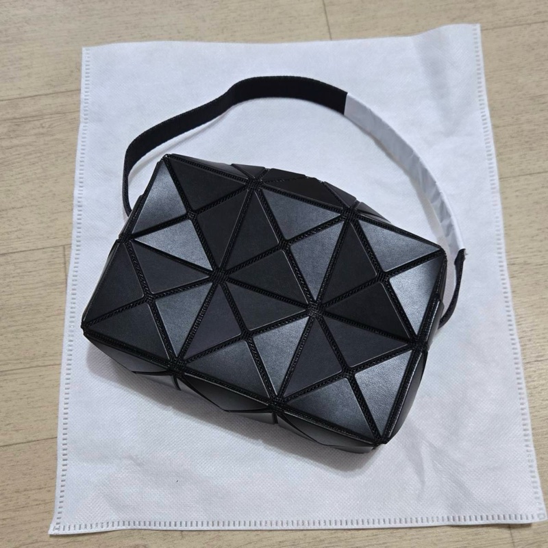 Issey Miyake 三宅一生 BaoBao 小號 邱比特包 霧黑色 稀有款-5
