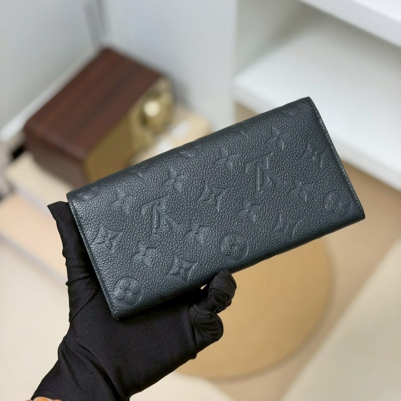 🏷LV 路易威登．Emilie 黑壓紋長夾 M62369-1