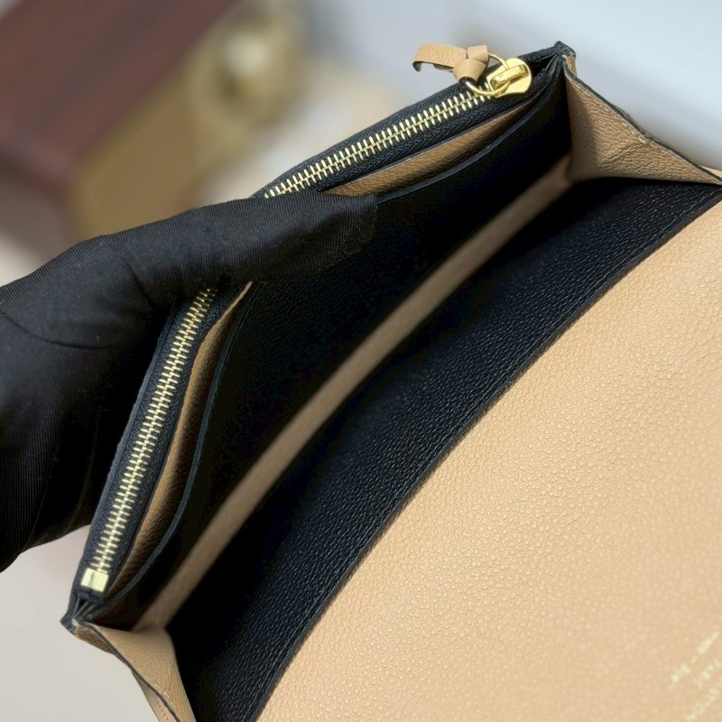 🏷LV 路易威登．Emilie 黑壓紋長夾 M62369-16