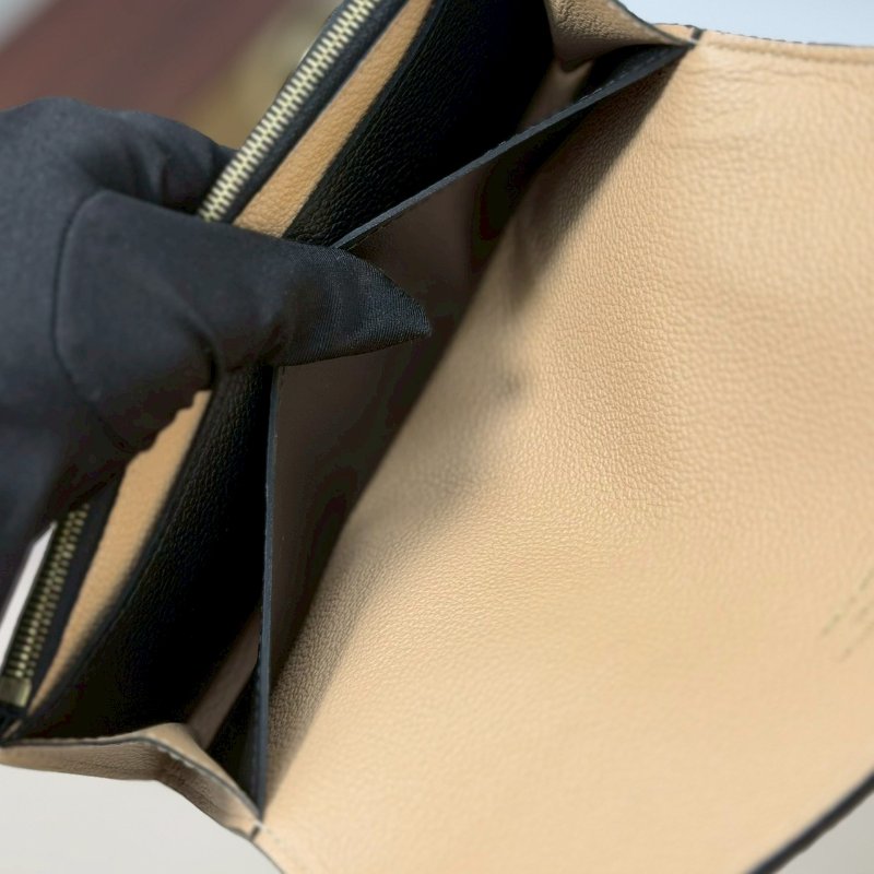 🏷LV 路易威登．Emilie 黑壓紋長夾 M62369-17