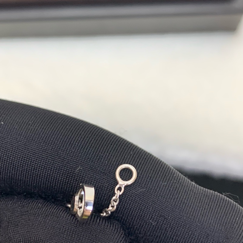 Hermes Finesse pendant 滿鑽小Q頸鏈-4