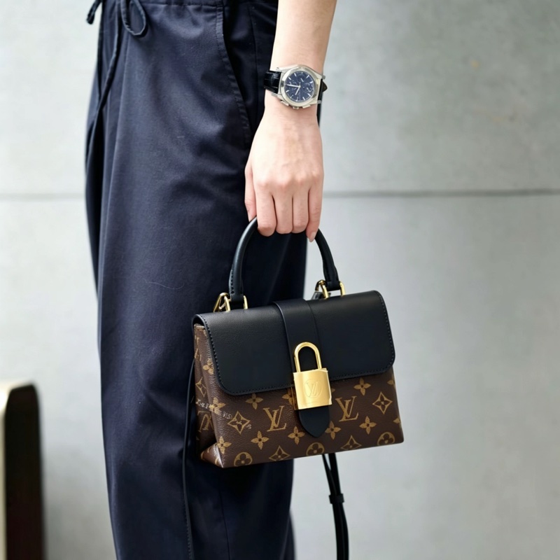 Louis Vuitton路易威登老花拼黑Locky bb經典鎖頭包🔐-7