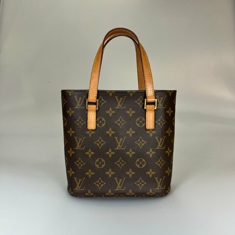 LV M51172  薇薇安PM