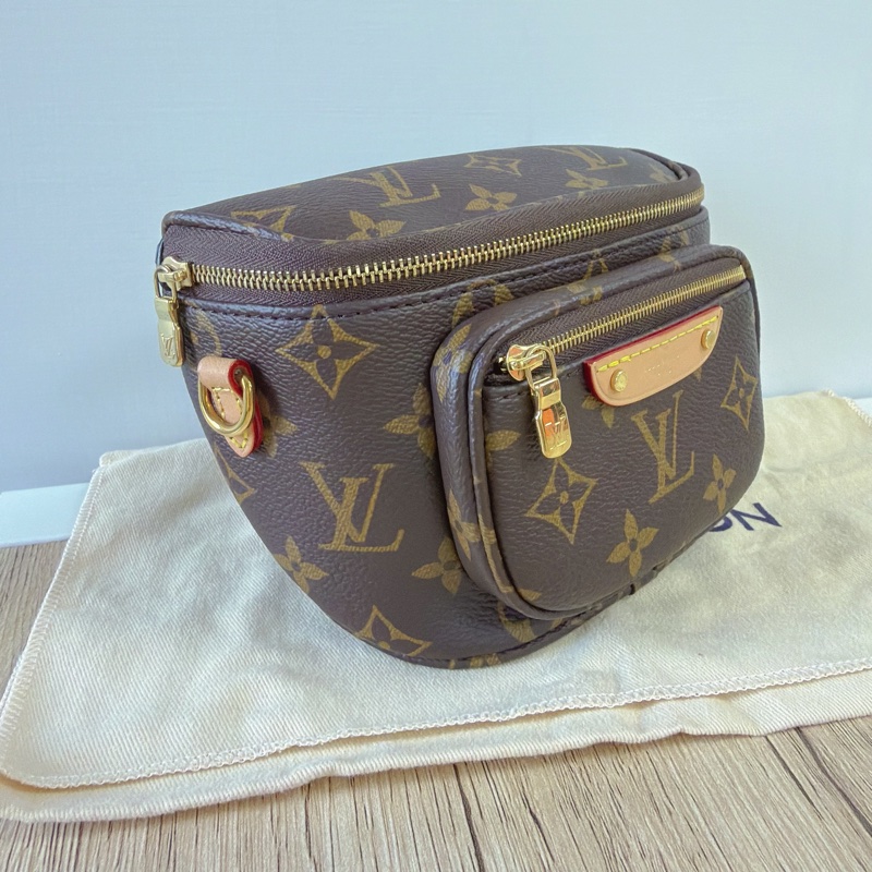 LV  原花 Mini Bumbag-1