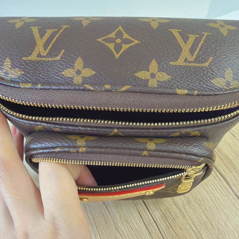 LV  原花 Mini Bumbag-7