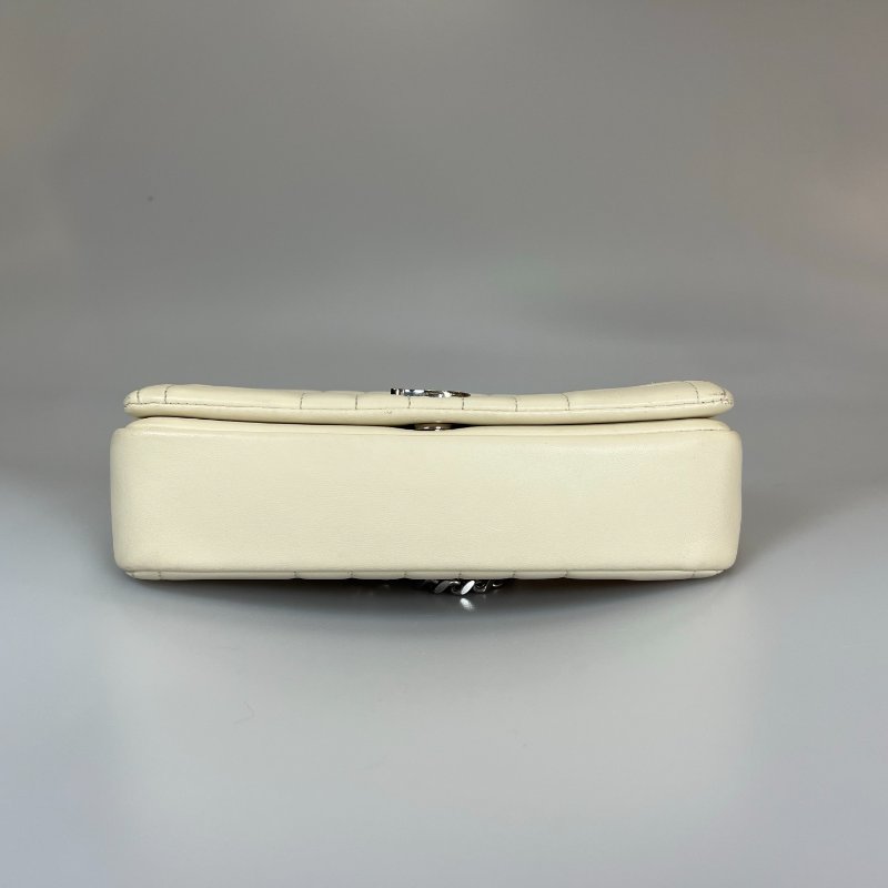 BURBERRY 白色LOLA肩背包-4