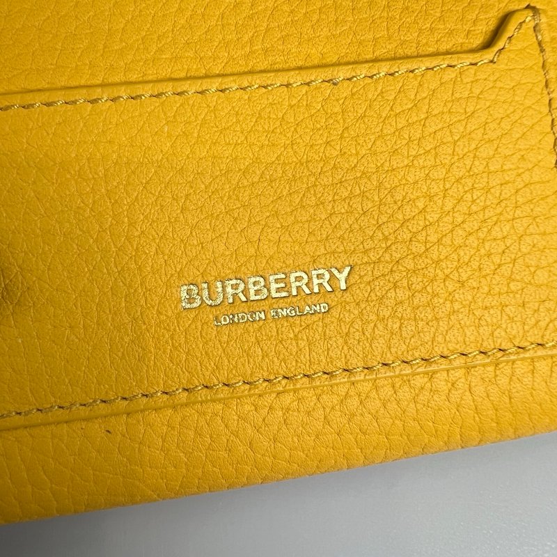 BURBERRY  黃色ㄇ拉短夾-9