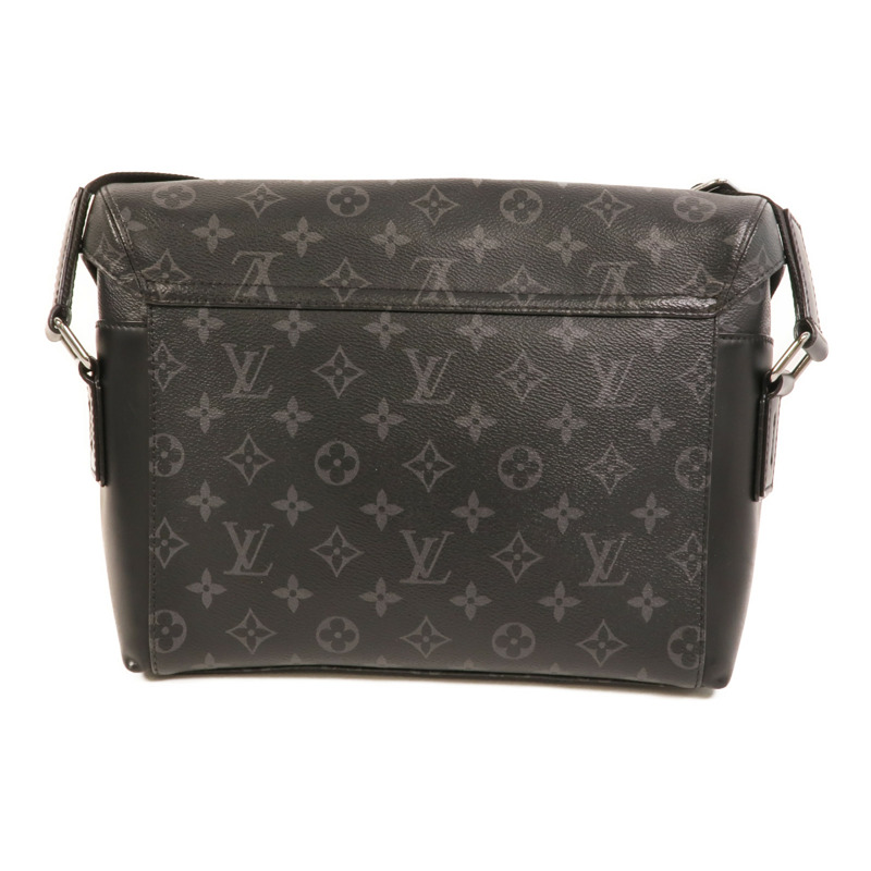 LOUIS VUITTON Monogram Eclipse Messenger PM Voyager銀扣肩背袋-1