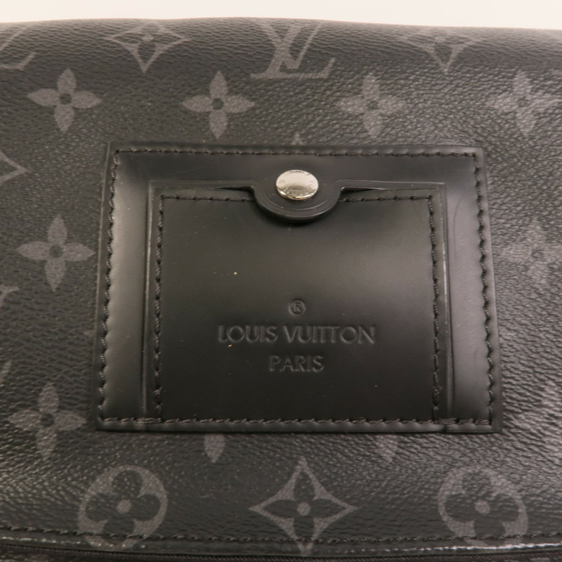 LOUIS VUITTON Monogram Eclipse Messenger PM Voyager銀扣肩背袋-6