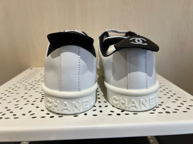 Chanel 滿版Chanel 鞋帶休閒鞋（全新）-5