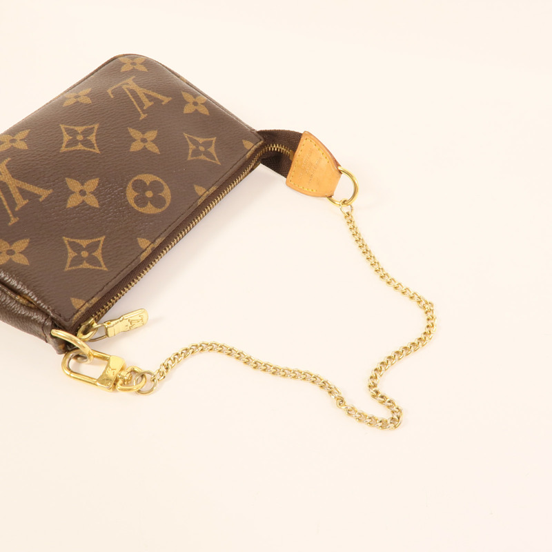 LOUIS VUITTON Monogram Mini Pochette Accessoires金扣手挽袋-5