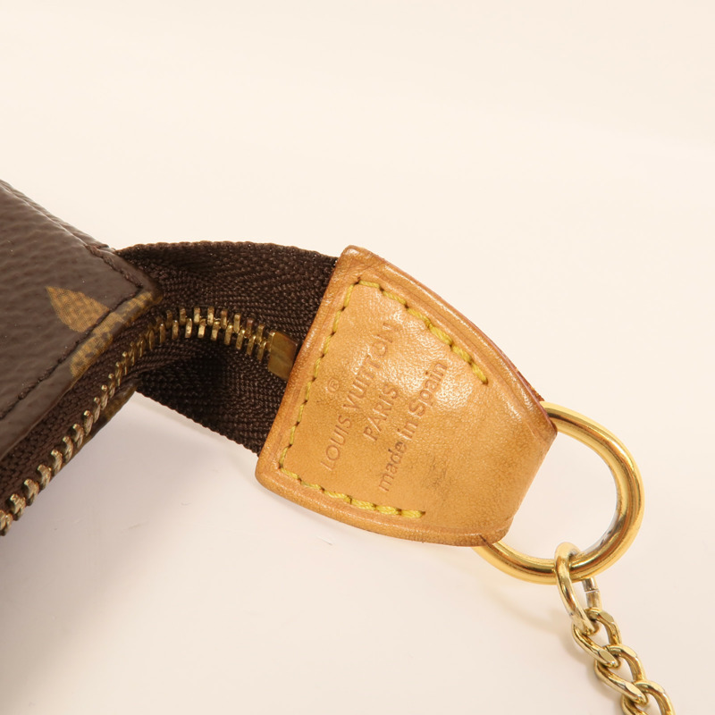 LOUIS VUITTON Monogram Mini Pochette Accessoires金扣手挽袋-7