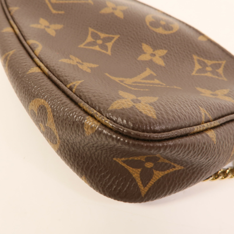 LOUIS VUITTON Monogram Mini Pochette Accessoires金扣手挽袋-9