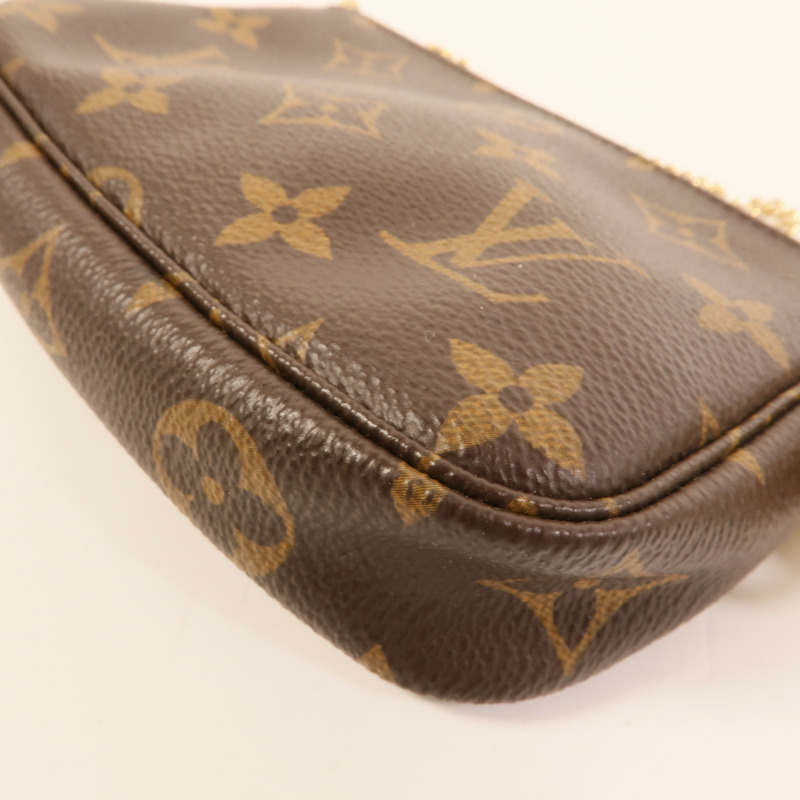 LOUIS VUITTON Monogram Mini Pochette Accessoires金扣手挽袋-11