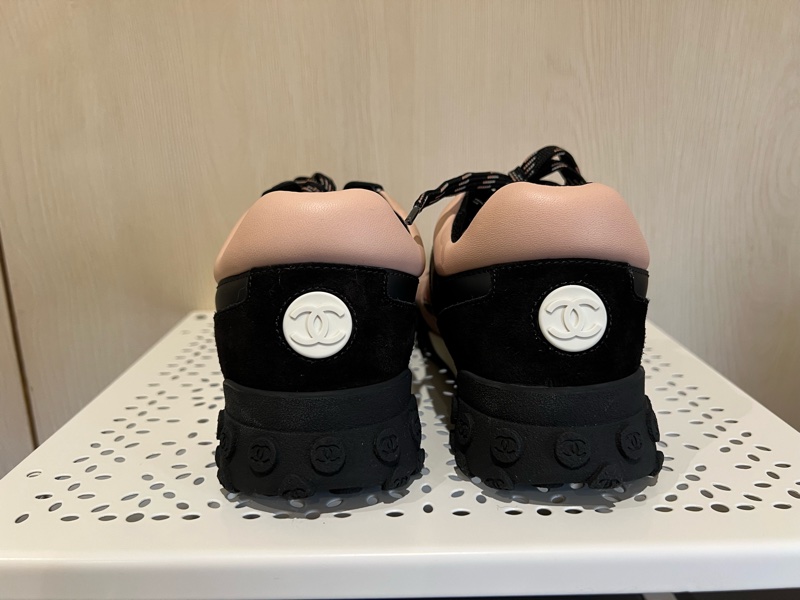 Chanel 粉色彩紋鞋帶休閒鞋 鞋底滿滿的立體小雙C （9.5新）-3