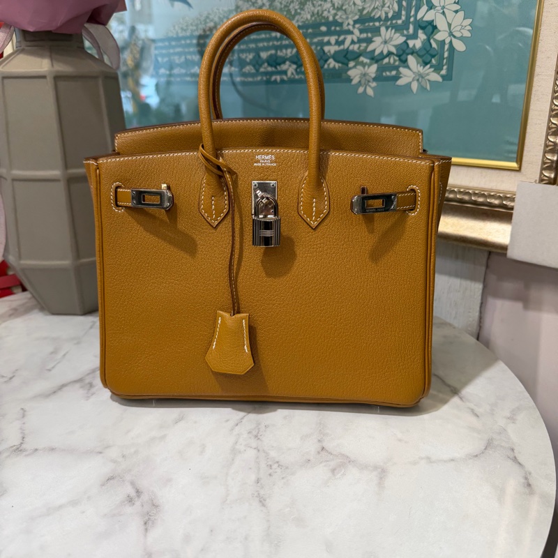 Hermes 黃褐色山羊皮Birkin25銀釦手提柏金包-0