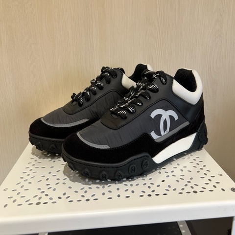 Chanel 黑色彩紋鞋帶休閒鞋