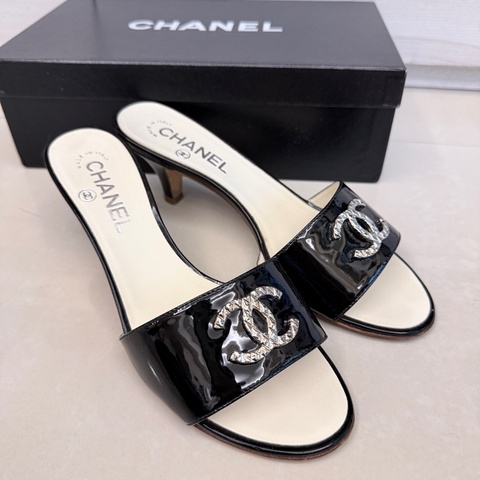 Chanel 雙C LOGO 低跟鞋 涼鞋 拖鞋
