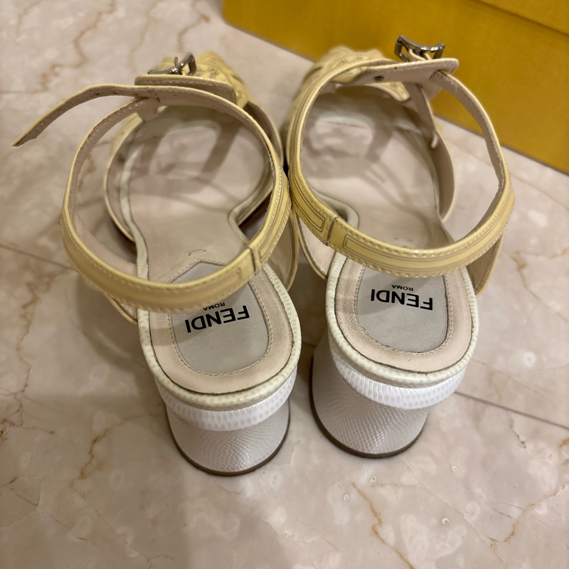 Fendi 米色37.5高跟鞋-18