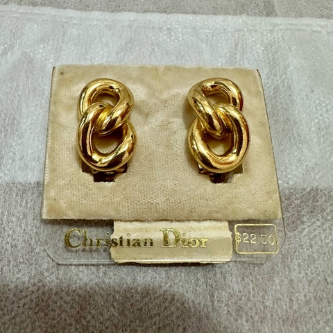 Dior 金色耳環