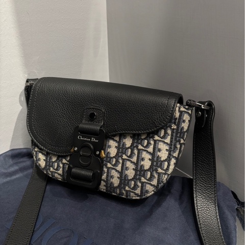 近全新🌟Dior Saddle 馬鞍郵差包 迷你 ｜Classic Trend CT精品｜台北東區實體