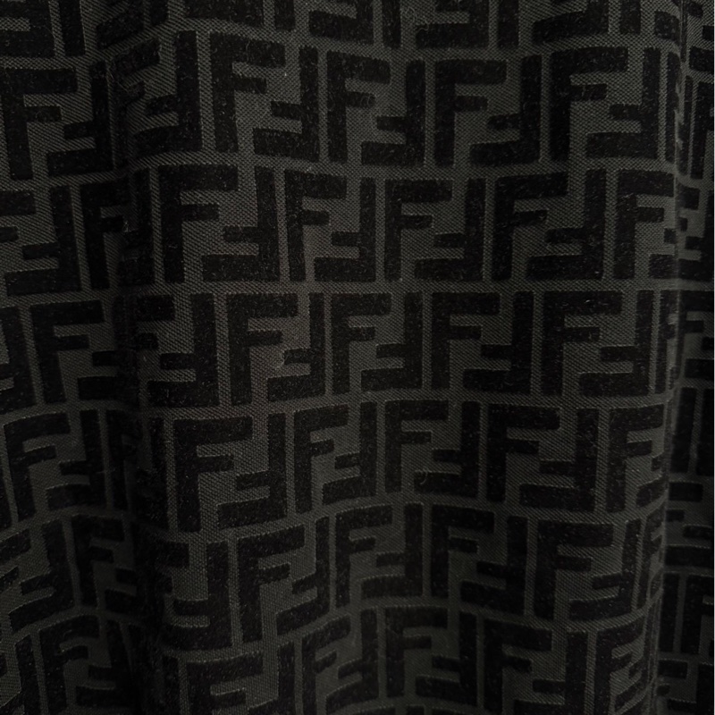 近全新🌟Fendi 滿版植絨Logo短袖｜Classic Trend CT精品｜台北東區實體-2