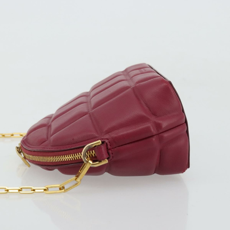 【日本直送】BOTTEGA VENETA 半月形鏈條包，皮革材質，波爾多紅金色，正品，貨號 177240A-3